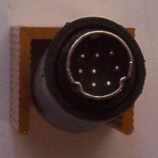 Mini-DIN 8p line plug